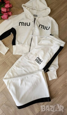 дамски екип miu miu , снимка 4 - Спортни екипи - 51865171