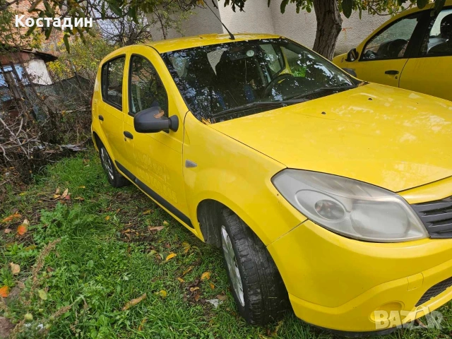 Dacia Sandero 1.2 гас/бензин 2011г, снимка 11 - Автомобили и джипове - 53484532