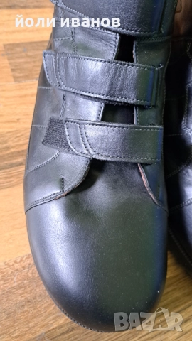 Кожени високи обувки с три велкро лепенки за широк крак,нови 48 номер, снимка 2 - Маратонки - 52243891