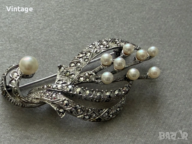 Царствена уникална масивна старинна сребърна брошка с перли и марказити , снимка 3 - Антикварни и старинни предмети - 54223331