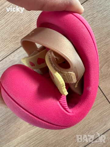 Детски гумени сандали Ipanema, размер 27, снимка 11 - Детски джапанки - 51368108