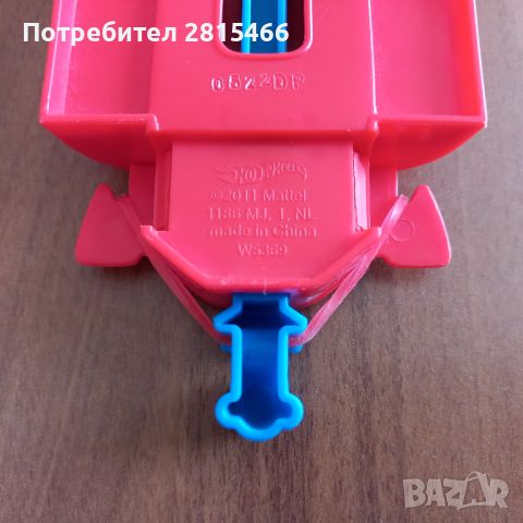 HOT WHEELS и BURAGO- 2 бр. Писти оригинал, снимка 18 - Коли, камиони, мотори, писти - 46330474