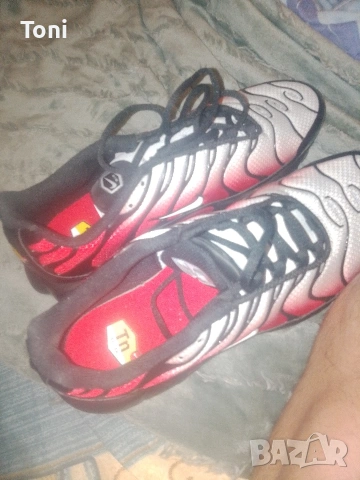 Nike Air Max Plus Black Red 44 чисто нов Nike TN Air Max Plus Black Fiery Red 369лева в магазин, снимка 15 - Маратонки - 53449414