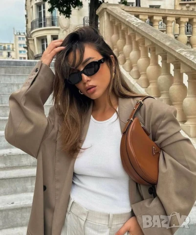 очила  с черен обикновен калъф и ув защита prada, снимка 7 - Слънчеви и диоптрични очила - 50776581