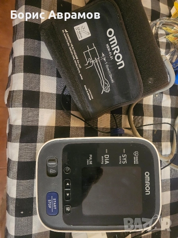 Апарат за кръвно налягане OMRON, снимка 3 - Уреди за диагностика - 53217294