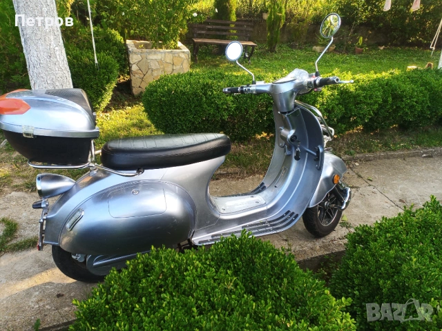 Електрически скутер 4000w, снимка 2 - Мотоциклети и мототехника - 54014659