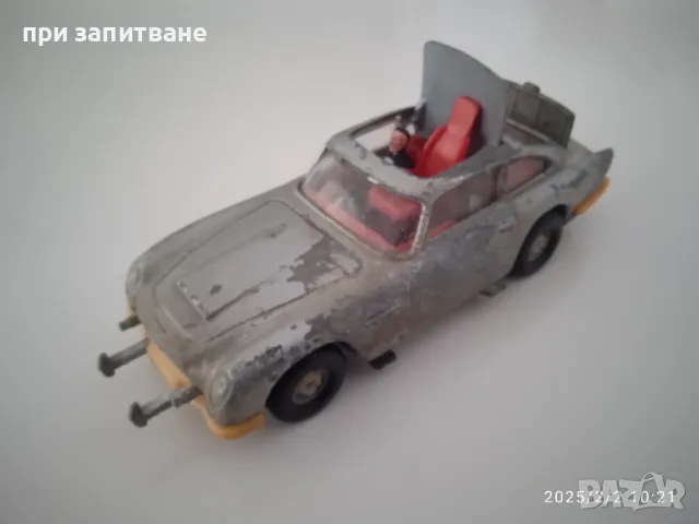 Метална количка Aston Martin DB5 James Bond 007, Corgi, 1:32, снимка 8 - Колекции - 48926285