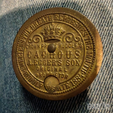 Винтидж кутия за ментови бонбони. 