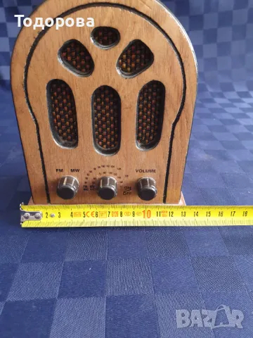 Малък радиоприемник с ретро дизайн, снимка 7 - Антикварни и старинни предмети - 50043360