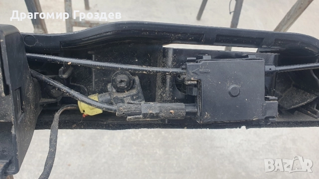 Оригинален преден панел (очиларка за Audi A1 (8X) / Ауди А1 (2010-2015), снимка 12 - Части - 52096657