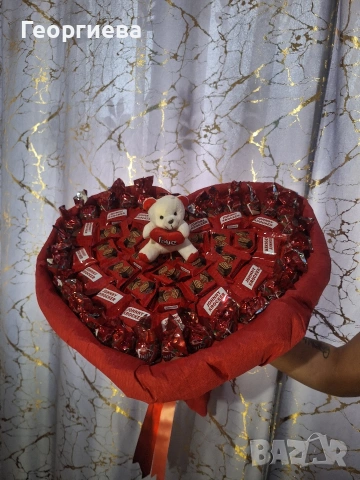 ПРОМОЦИЯ до края на февруари‼️💐✨️ Светещи, ръчно изработени букети "DESS"🦋✨️🎁, снимка 13 - Подаръци за жени - 47676632