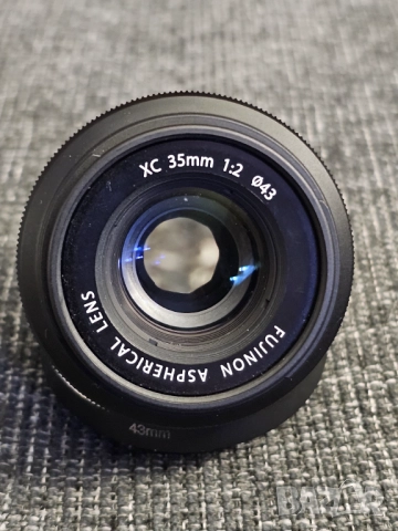 Продавам Fujifilm Fujinon XC 35mm f / 2, перфектен, без забележки