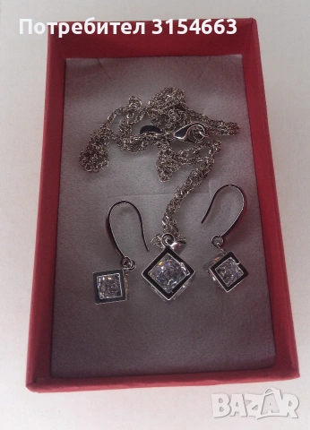 Комплект колие и обици , снимка 11 - Бижутерийни комплекти - 54209228