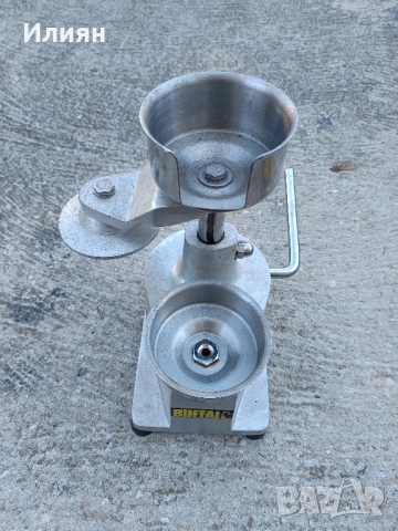 Преса за хамбургери, снимка 3 - Друго търговско оборудване - 51469885