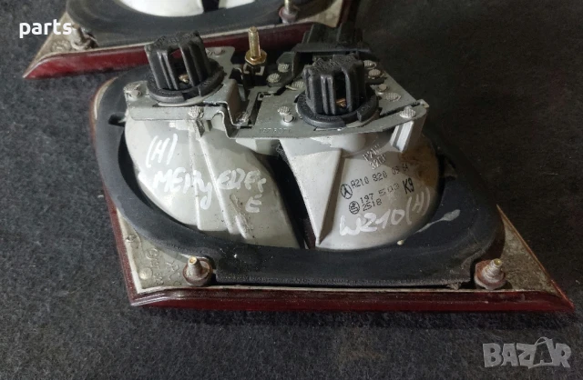 Вътрешни Стопове Багажник Мерцедес Е класа W210 (H), снимка 7 - Части - 51199196