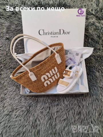 Hermes🩴Miu Miu🩴Valentino Дамски Чехли - Различни Цветове И Модели Код SK1135, снимка 2 - Чехли - 53896408