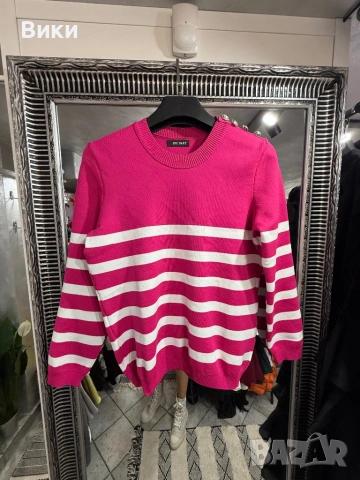 Нова блуза универсален размер