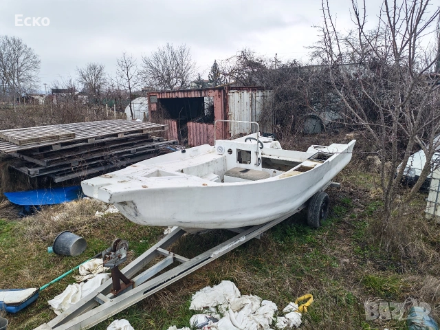 Лодка 6м със алуминиев колесар , снимка 2 - Воден транспорт - 53416484