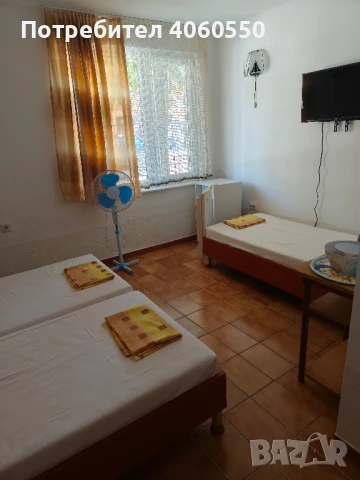 Уютна стая с три единични легла, снимка 1