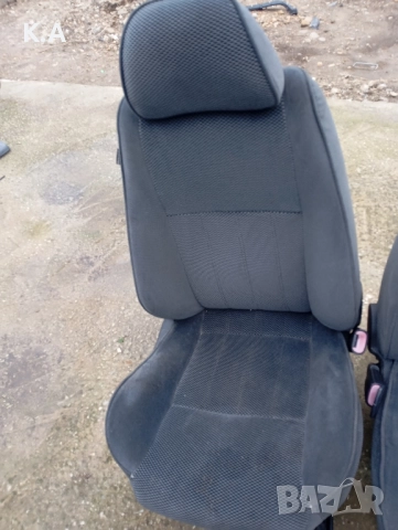 Салон / седалки Alfa Romeo 147 , снимка 3 - Части - 51999572