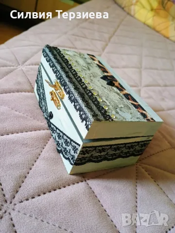 Подарък за абитуриентски бал - Ръчно изработена дървена кутия, снимка 3 - Декорация за дома - 49709739