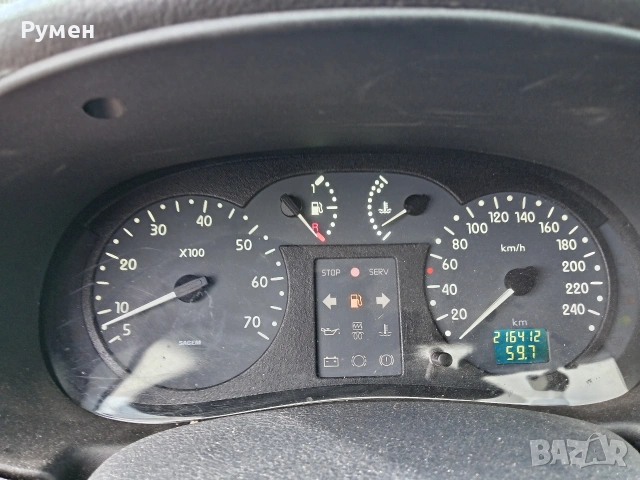 Рено Клио 1.4 , снимка 11 - Автомобили и джипове - 53702090