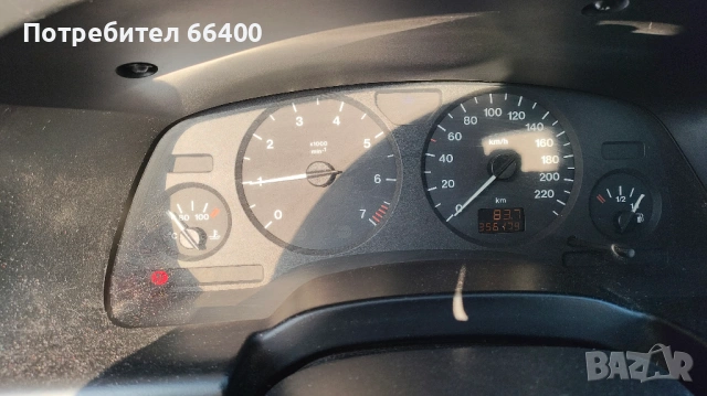 Опел Зафира 1.8 бензин газ, снимка 9 - Автомобили и джипове - 53742819