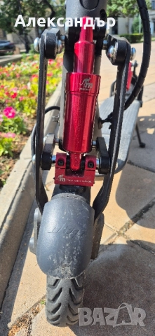 електрическа тротинетка Xiaomi pro 2, снимка 7 - Скейтборд, ховърборд, уейвборд - 51679149