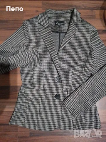 Дамско сако