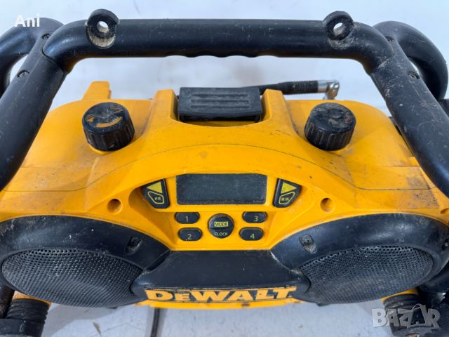 Радио - Dewalt DC011, снимка 2 - Други машини и части - 46753781