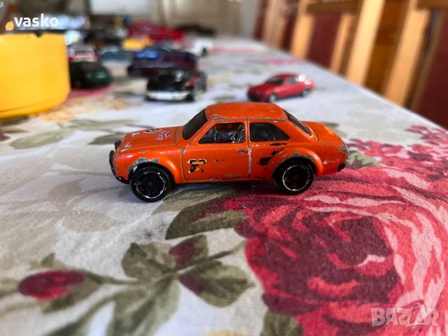 Hotwheels Escort, снимка 1 - Колекции - 46645995