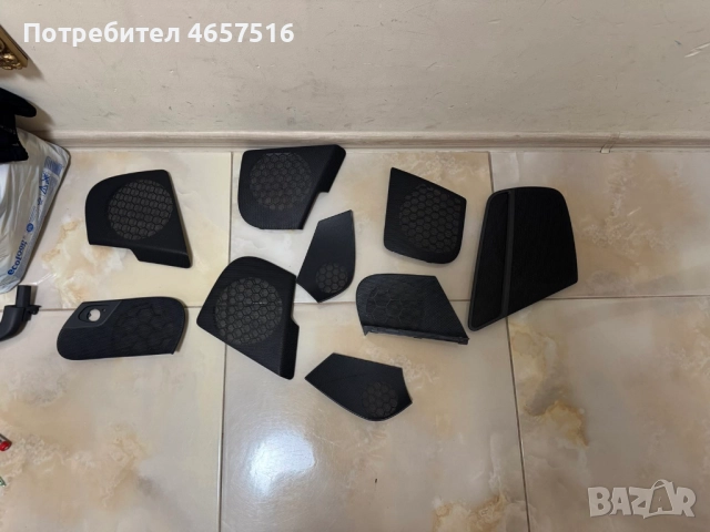 Предпазна решетка на говорителя на предна врата на Голф Golf 5 само за 20лв. 1K2868157, снимка 4 - Части - 52516565