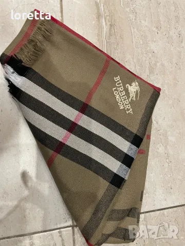 Burberry  шал , снимка 5 - Шалове - 48264924