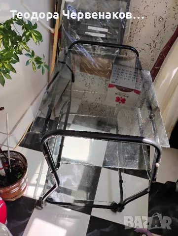 Продавам 3 вида маси.холна,маса за телевизор и маса която става и за хранене и за кафе., снимка 2 - Маси - 50431208