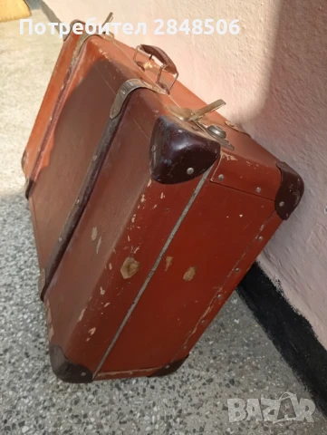 Продавам ретро куфар от 40-те години , снимка 3 - Куфари - 50645336