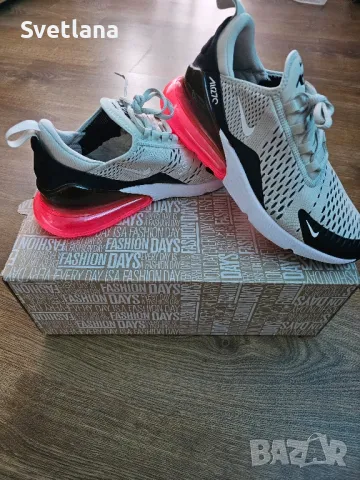 Маратонки  Nike Air Max 270, снимка 1 - Маратонки - 49310031