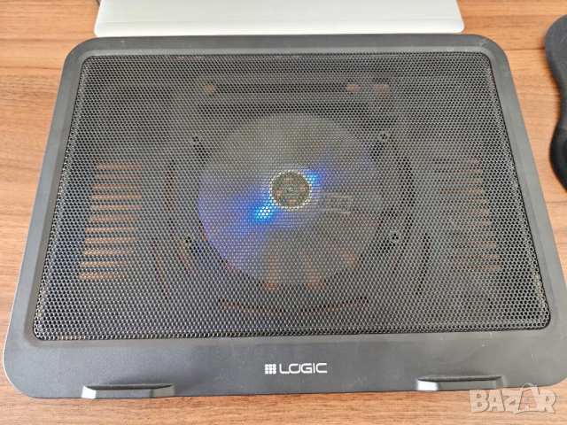 Охлаждаща постаква за лаптоп