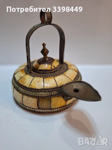 Марокански декоративен чайник от средата на века с, снимка 2 - Антикварни и старинни предмети - 52674258