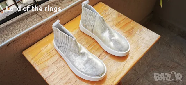 Оригинални маркови дамски маратонки/ сникърси VOILE BLANCHE - 37 номер, снимка 4 - Маратонки - 49868012