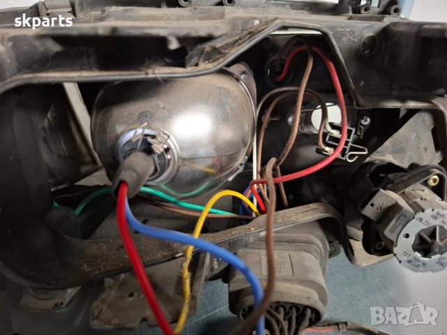 Фар десен за  Ауди А6 Ц5 / Audi A6 C5 , снимка 3 - Части - 51838362