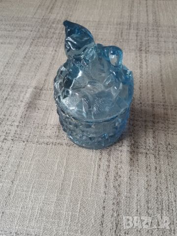 Синя стъклена бонбониера тип "джудже" , снимка 2 - Антикварни и старинни предмети - 45586101