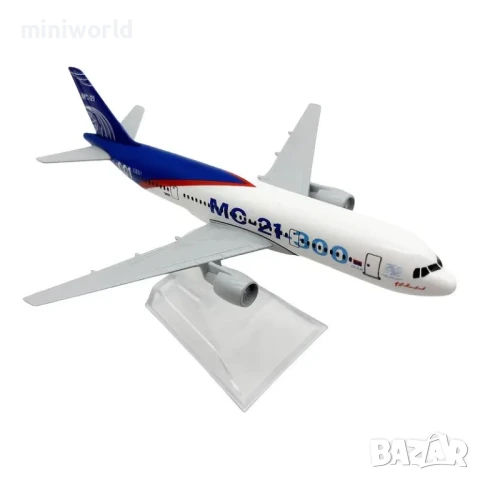 Новият Руски самолет MC-21-300 - мащаб 1:400 на Plane Diecast Aircraft моделът е нов в кутия, снимка 3 - Колекции - 50504898