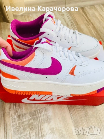 Дамски маратонки Nike, снимка 5 - Маратонки - 53540614