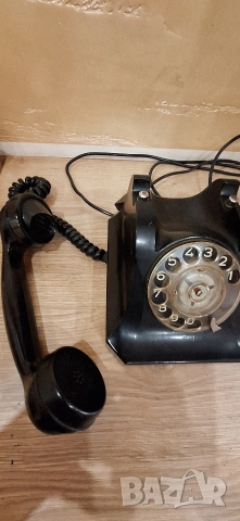 Старинен телефон, снимка 3 - Антикварни и старинни предмети - 54301686