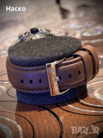 Мъжки часовник Naviforce Fuero, Хронограф, Кожена каишка, снимка 3 - Мъжки - 53979132