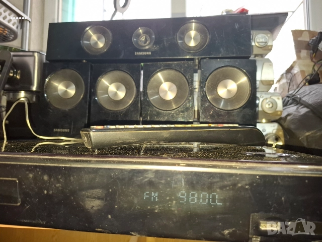Samsung Dvd, снимка 4 - Плейъри, домашно кино, прожектори - 52920212