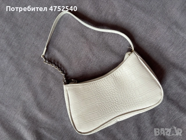Дамски чанти за рамо – като нови, без забележки, снимка 3 - Чанти - 53674981