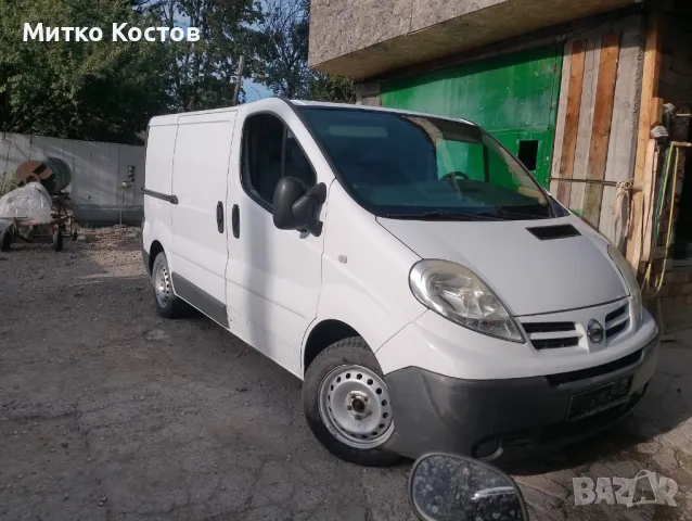 Nisan primastar 2,0 tdci 120 коня 2010 година, снимка 1 - Бусове и автобуси - 47203772