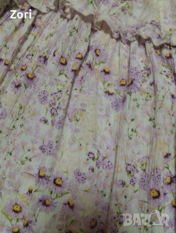 ИЗКЛЮЧИТЕЛНО КРАСИВА рокля на лилави маргаритки с къдрички и коланче в бохо стил , снимка 2 - Рокли - 45216273