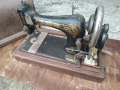 Антикварна шевна машина SINGER , снимка 1